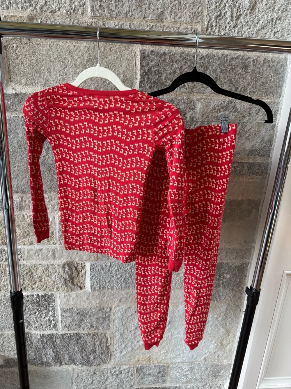 Hanna Andersson Red Reindeer Print Pajama Top